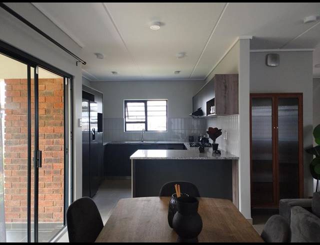 4 BEDROOM DUPLEX FOR SALE IN ALBERTSDAL